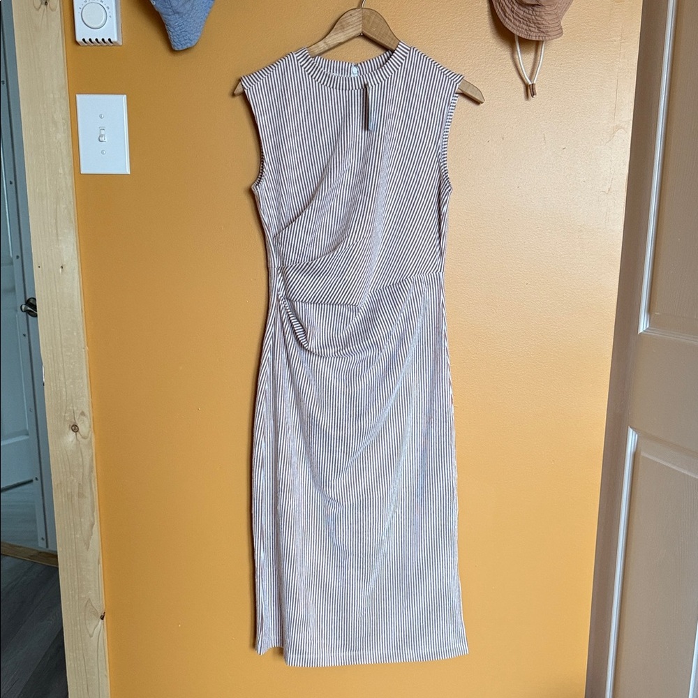 ✨NWT✨Loft Dress, Size 2 Petite